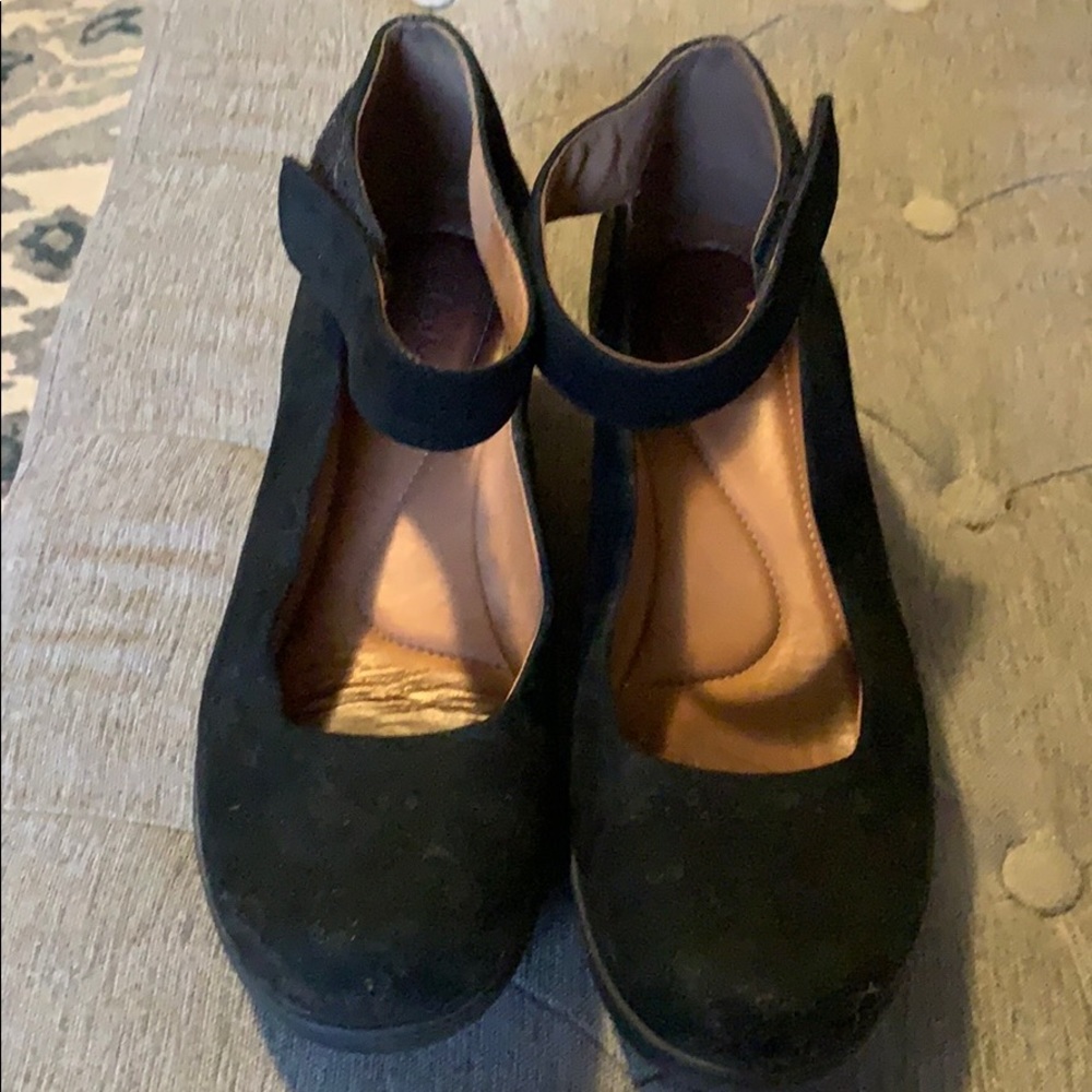 Clark’s wedges